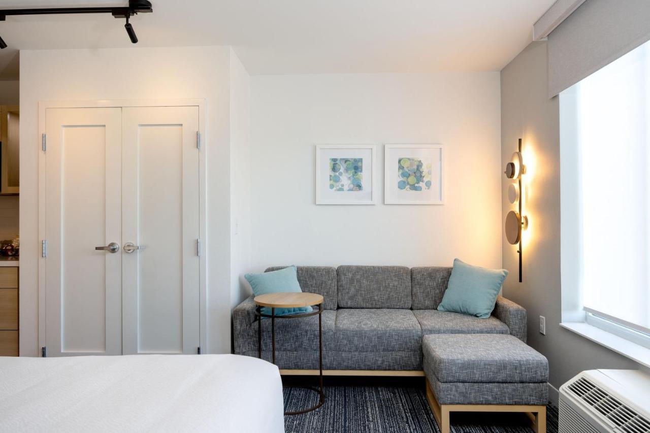 Towneplace Suites By Marriott Canton Riverstone Parkway Экстерьер фото