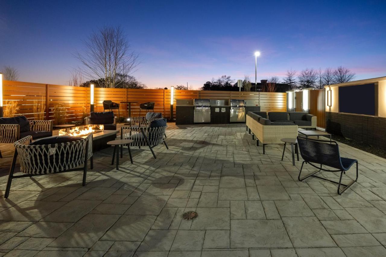 Towneplace Suites By Marriott Canton Riverstone Parkway Экстерьер фото