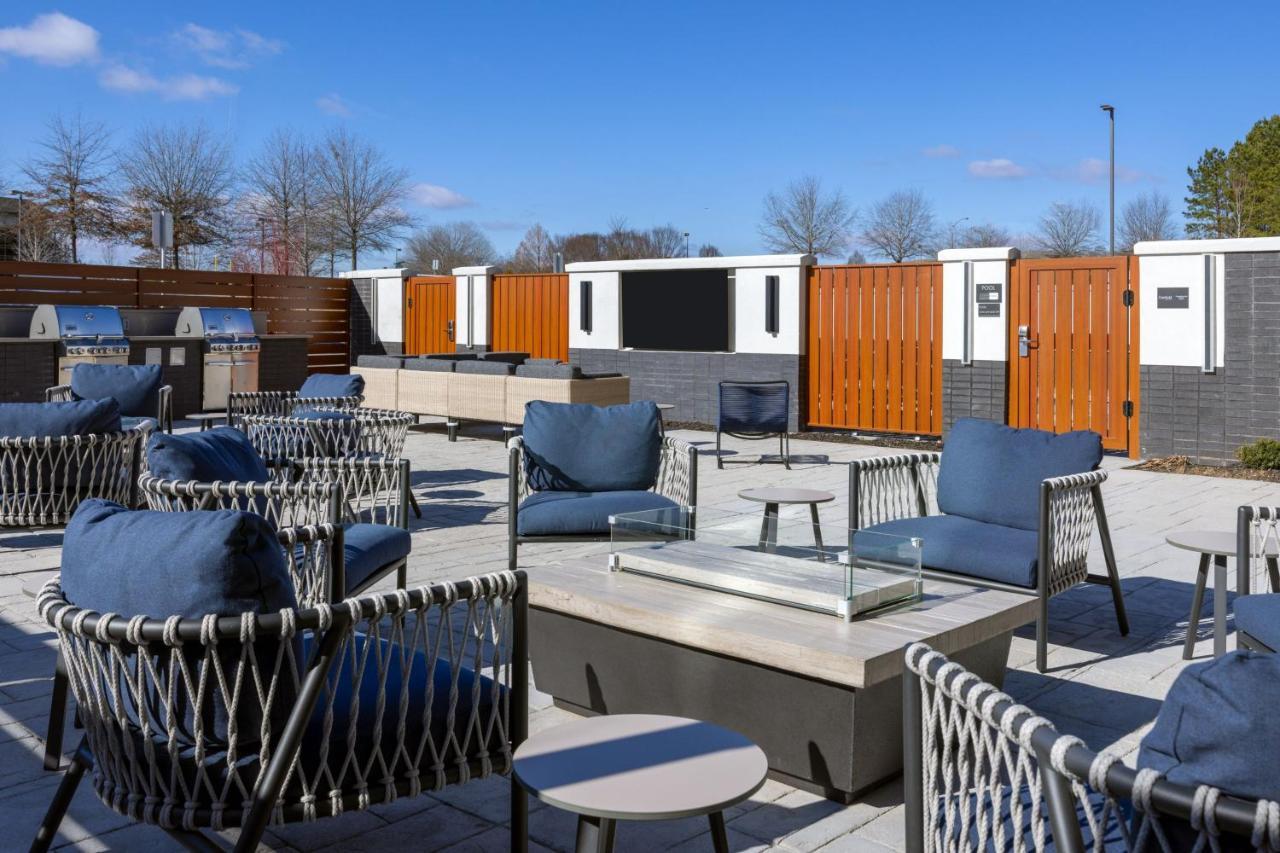 Towneplace Suites By Marriott Canton Riverstone Parkway Экстерьер фото