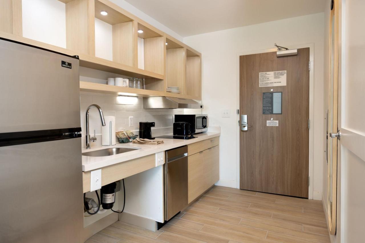 Towneplace Suites By Marriott Canton Riverstone Parkway Экстерьер фото