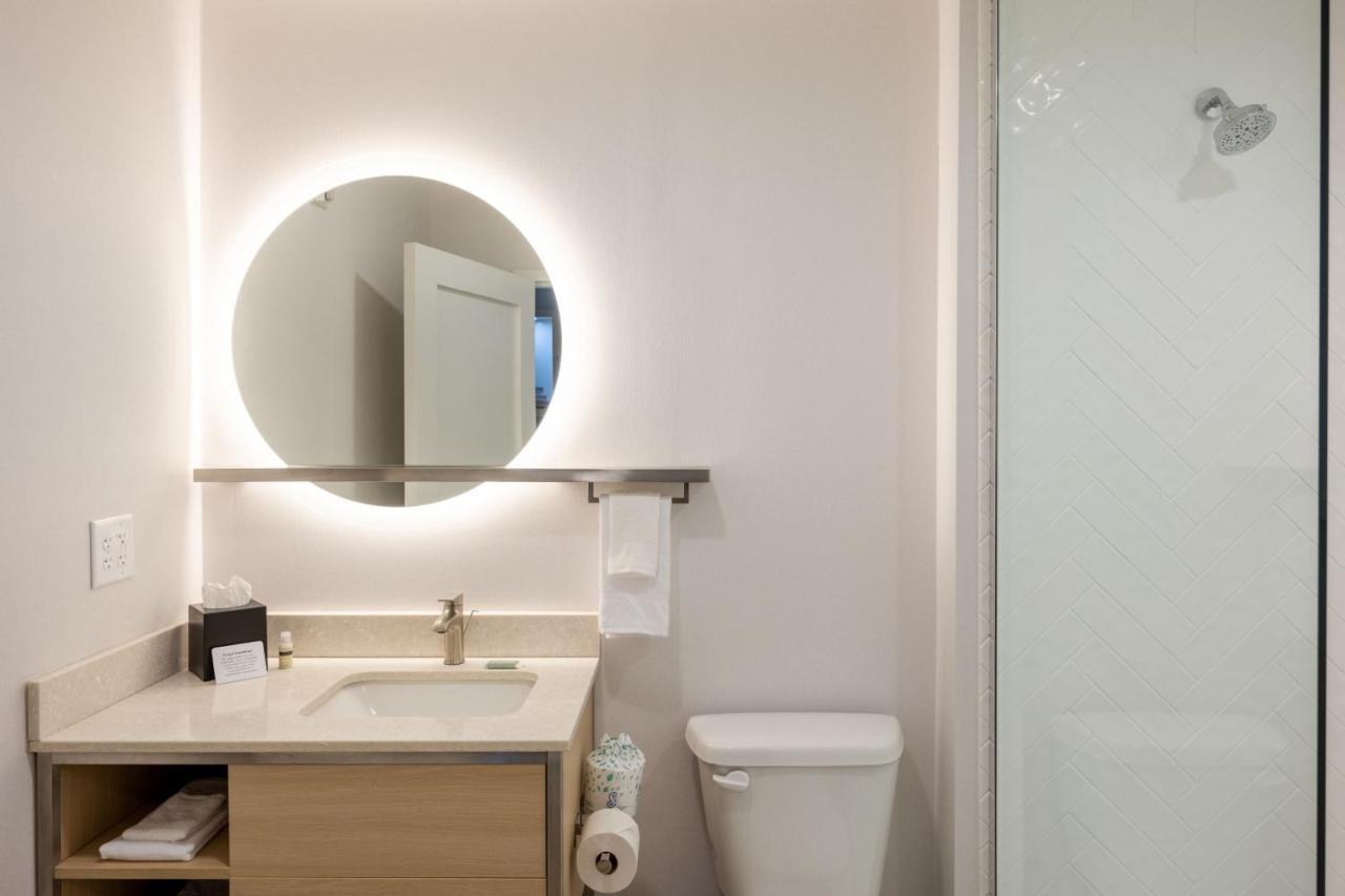 Towneplace Suites By Marriott Canton Riverstone Parkway Экстерьер фото